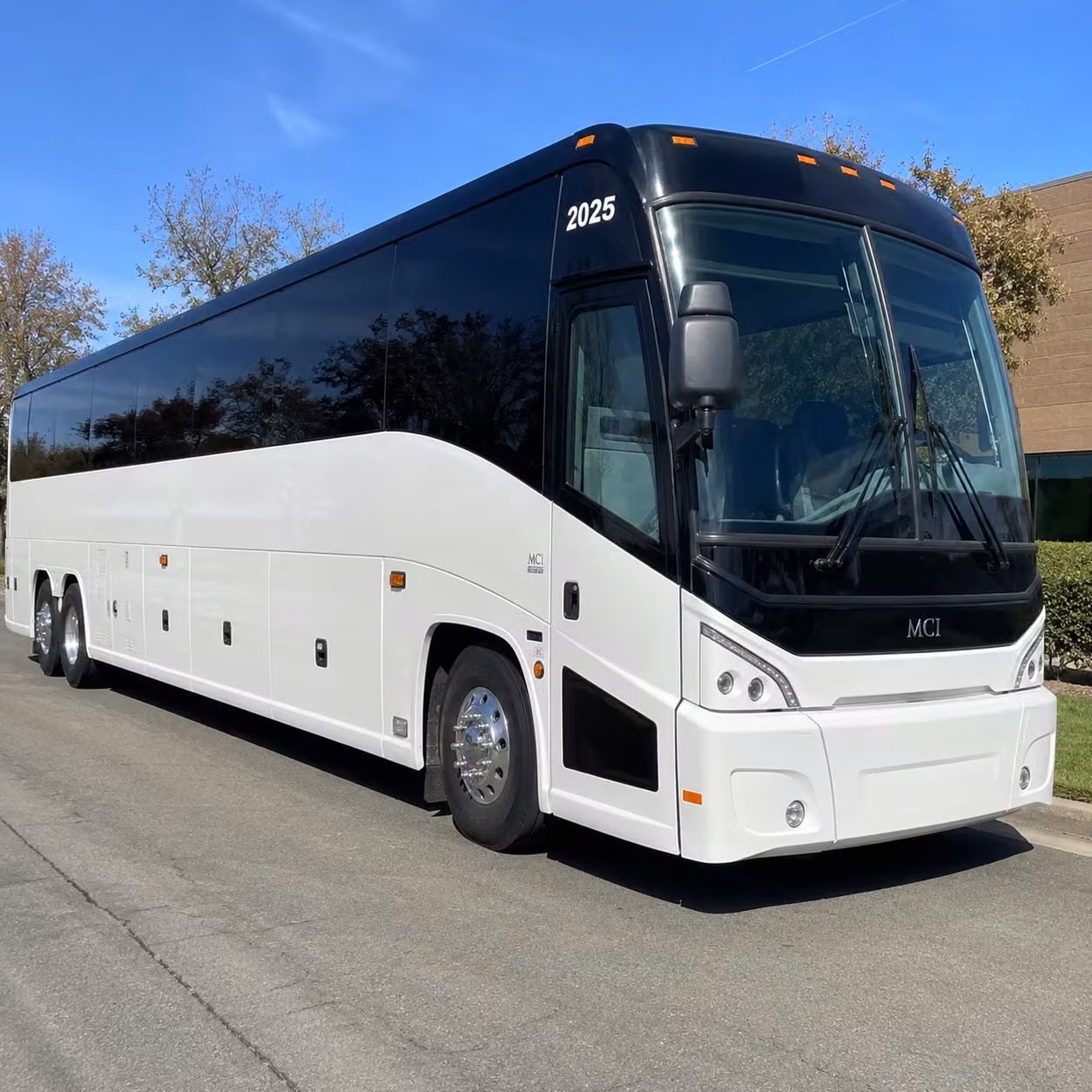 charter buses for large richmond wedding weekends and multi venue events