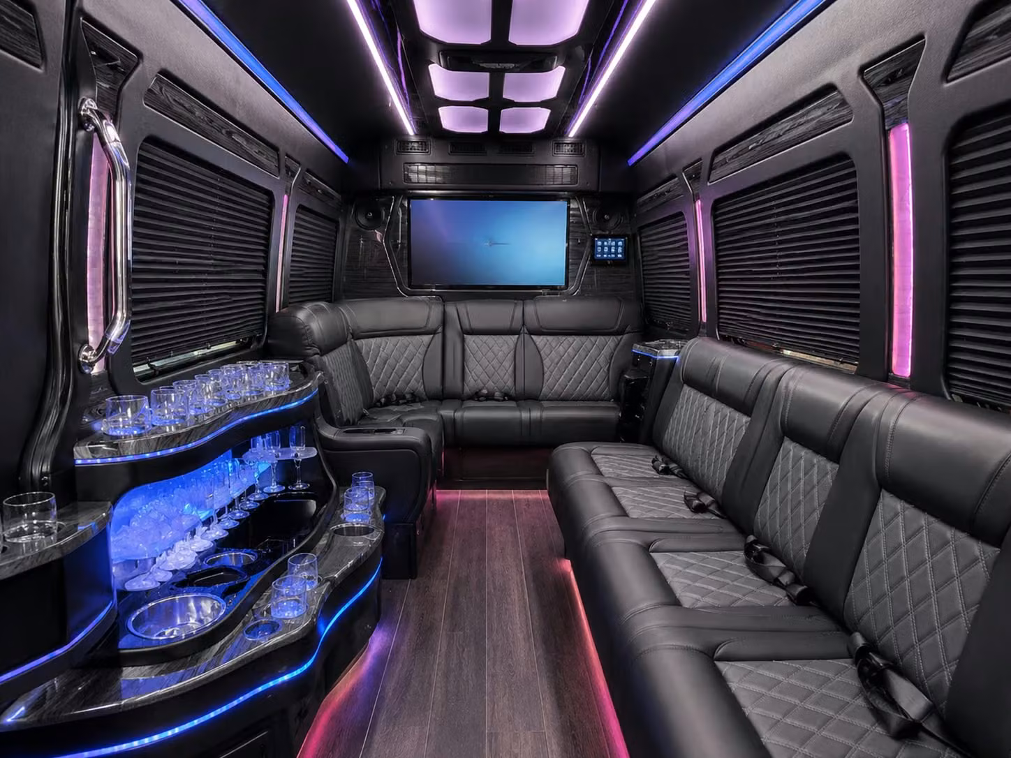 sports team travel buses for richmond area athletic programs and travel teams